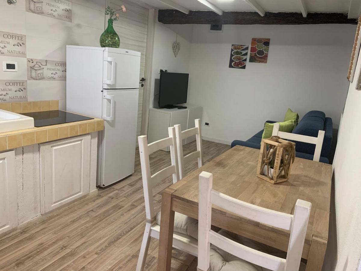 Da Antonio Apartment Biassa ภายนอก รูปภาพ